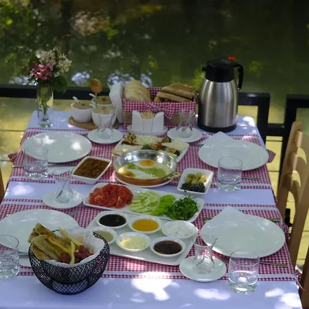 Hotel Inziva Butik Evciler (Bayramic)